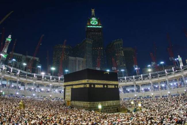 وزارة الأوقاف تصدر بياناً حول إمكانية التسجيل للحج هذا العام 