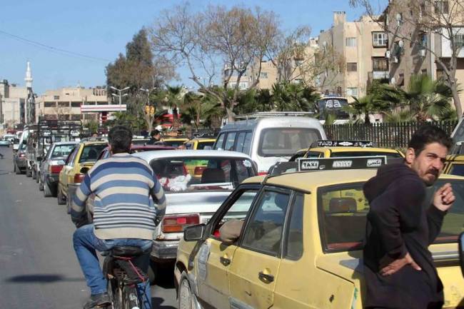 الدباس : محافظة دمشق تضع محطتي بنزين متنقلتين  في الخدمة لتخفيف الضغط‎