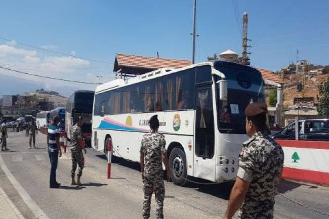 مسؤول لبناني: يجب حل موضوع النقل البري مع سورية لإنعاش اقتصادنا