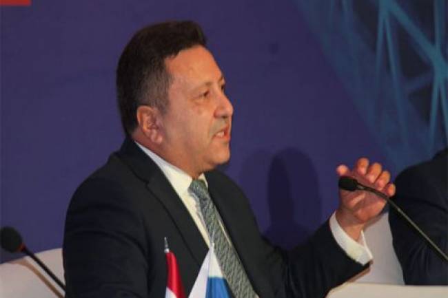 الدبس ومعتوق يسهمان بتأسيس شركة لإدارة المولات والمراكز التجارية