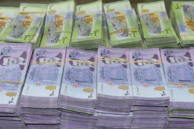  الحكومة تدعم المواطنين بـ1500 مليار  في موازنة العام المقبل نحو نصفها لقيمة الكهرباء