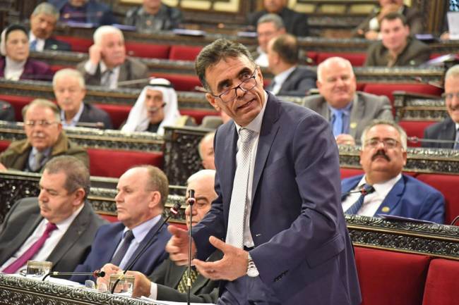 مجلس الشعب يقر قانون برفع الرسوم المستوفاة من الطلاب عند التقدم للامتحانات العامة 