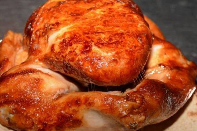 الفروج المشوي والبروستد يحلق خارج التسعيرة الرسمية .. تعرفوا على أسعار الفروج وأجزاءه لليوم الأحد 