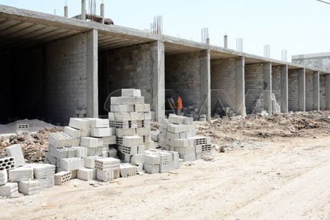 نقابة البناء : ارتفاع أسعار المواد دفع المقاولين للتوقف عن العمل