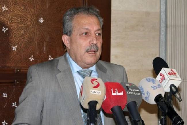 عرنوس  : سعر الليرة وأوضاع المواطنين ستتحسن والتفاؤل هو رسالة الحكومة للناس  