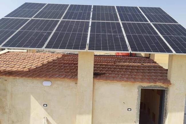 مختص يحذّر من انتشار ألواح شمسية رديئة تُباع بسعر النخب الأول 