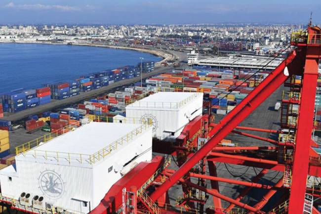 الصناعي أكرم الحلاق : ارتفاع أسعار بعض السلع سبب تضاعف أجور الشحن عشرات المرات 