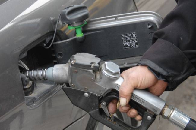 700 ألف ليتر وفورات متوقعة شهرياً من تركيب الـ«GPS» للتكاسي والسيارات السياحية بدمشق