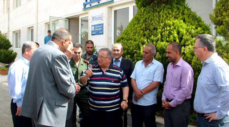 جمع ثروته حول العالم وحملها إلى دمشق 