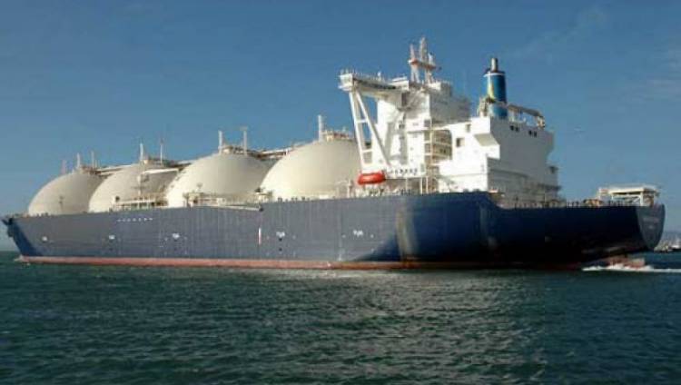 تفريغ باخرتي غاز في ميناء بانياس واثنتين بالانتظار 