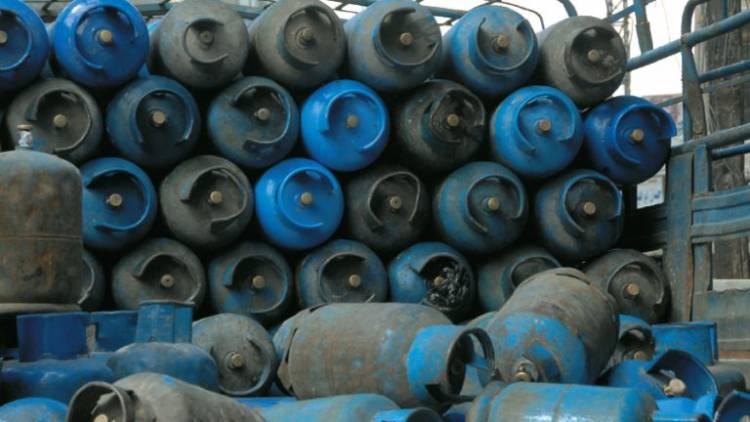 النفط  تحدد موعد بدء تفعيل البطاقة الذكية للغاز بدمشق وحصة كل عائلة 