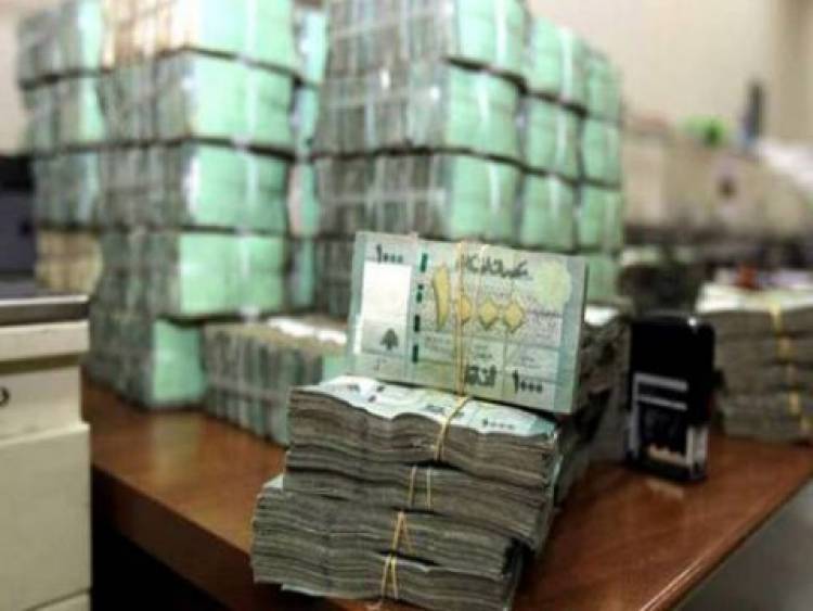 سوريون: المصارف اللبنانية فرضت قيود على سحب ودائعنا