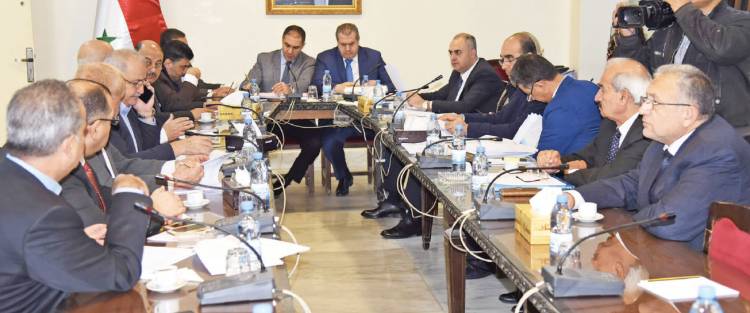  بموجب مشروع القانون الجديد " مندوب من وزارة التموين سيراقب النصاب والتصويت باجتماعات مجالس إدارة غرف التجارة والإبقاء على شرط التسجيل في التأمينات