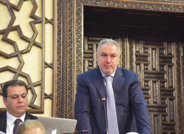 بعد نقاشات طويلة واعتراضات من الغرف على بعض مواده .. مجلس الشعب ينهي  دراسة مشروع قانون اتحاد غرف التجارة الجديد