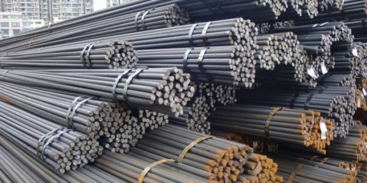 الاقتصاد تفرض رسم جديد بقيمة  20% على مستوردات لفائف الحديد