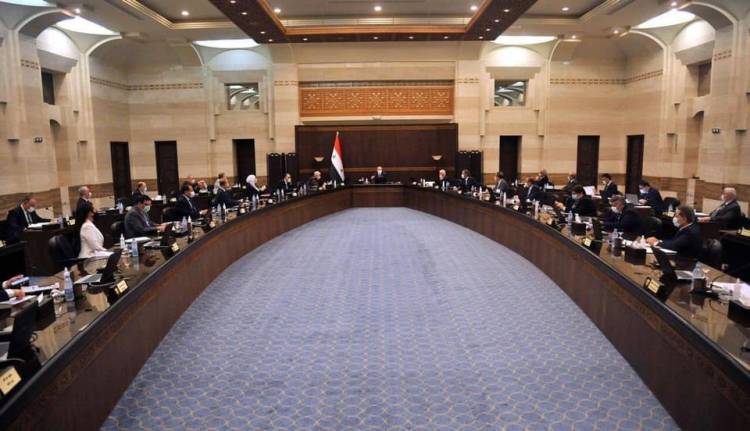 مجلس الوزراء يناقش افتتاح المدارس  وخفض أسعار 20 سلعة في الاسواق