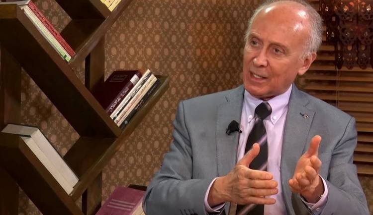 الدكتور نبوغ العوا: قد يكون هناك حظر بين المحافظات، ونحن في الطريق للذروة الثانية