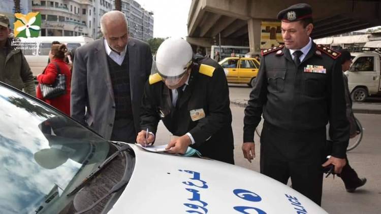 دباس يكشف ماتقوم به محافظة دمشق لحل مشكلة الازدحام على وسائل النقل