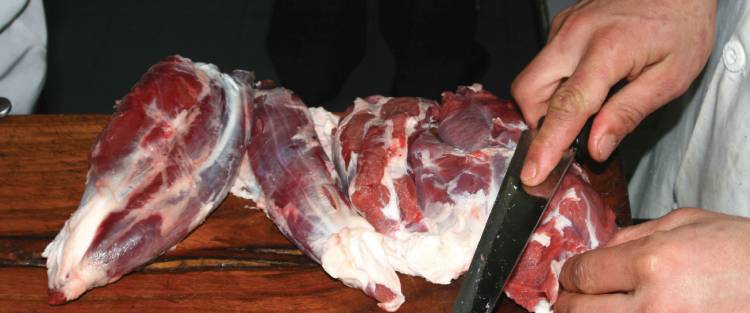 جمعية اللحامين : انخفاض كبير بتهريب الأغنام لأن سعرها في سورية أصبح مقارب لدول الجوار 