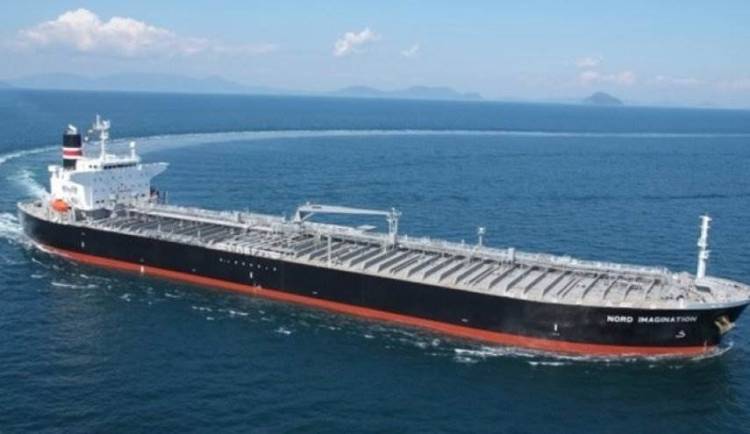 تفريغ ناقلة نفط تحمل بمليون برميل في بانياس.. ووصول ناقلتي غاز بحمولة 4400 طن